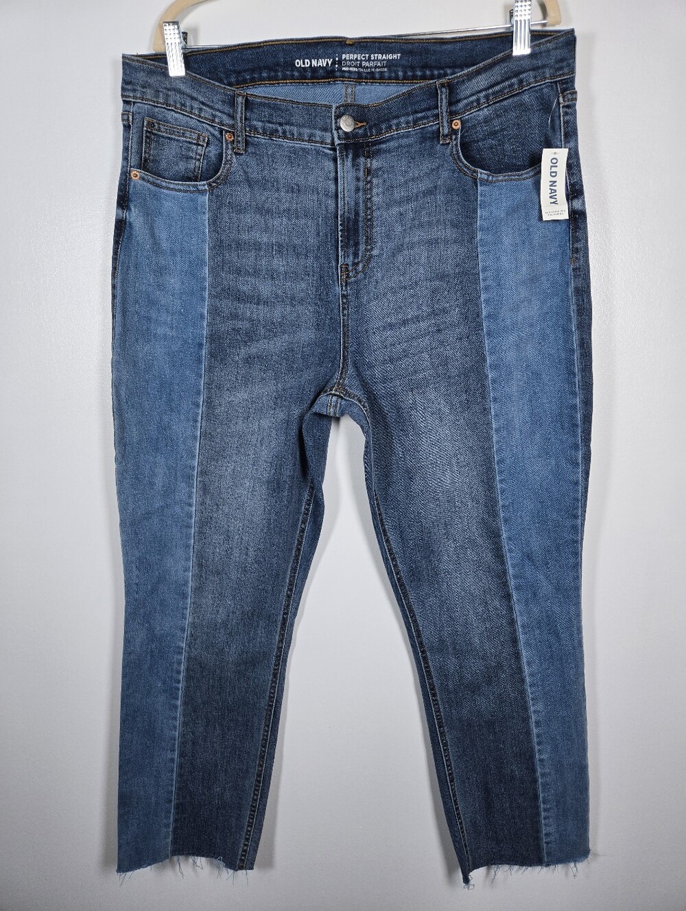 NEW Old Navy Mid Rise Perfect Straight Two Toned Raw Hem Ankle Jeans Size 16
